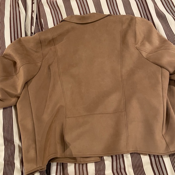Torrid Tan Faux Suede Moto Jacket Plus Size 6X - Picture 12 of 12